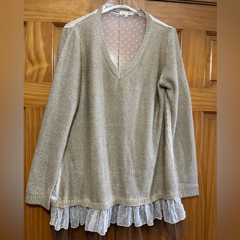 Ryu Tan V-Neck Sheer Back Sweater Size M/L